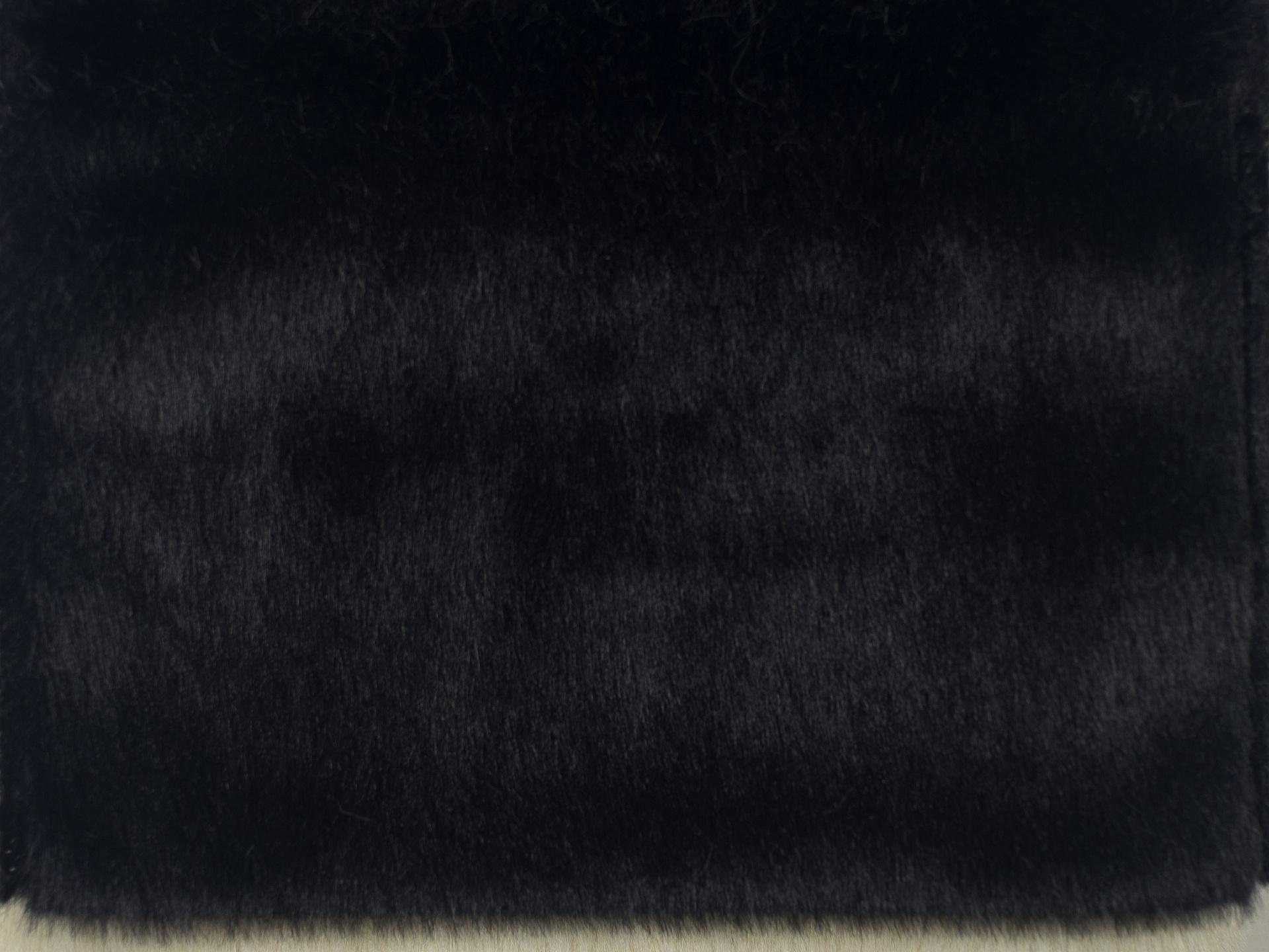 KAŠMÍR Black KAŠMÍR Black